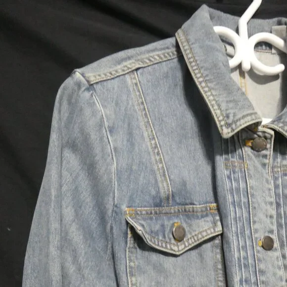 Jean Jacket - Picture 4 of 15